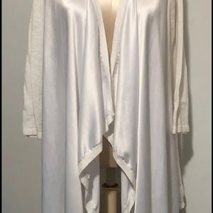 Peter Nygard XL White long sleeve sweater